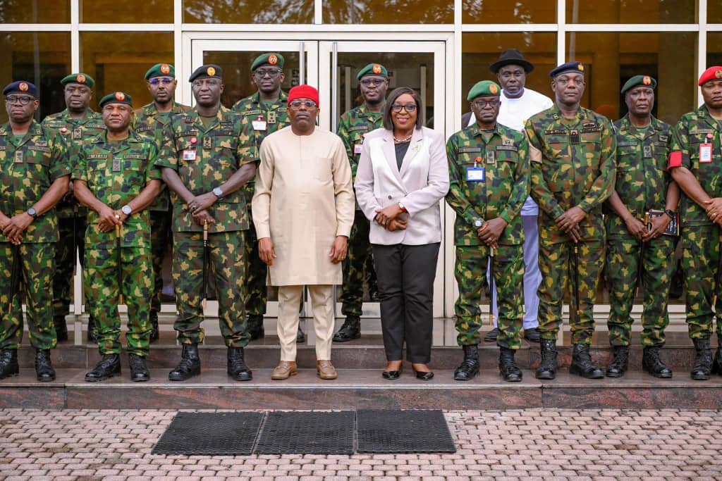 Fubara Reaffirms Support for Nigerian Army, Commends Army Chief on Security Gains