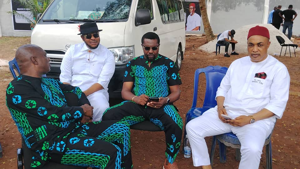 OJIKA JOINS IMO POLITICAL LEADERS, MONARCHS TO PAY LAST RESPECTS TO LATE BISHOP NWAEZE
